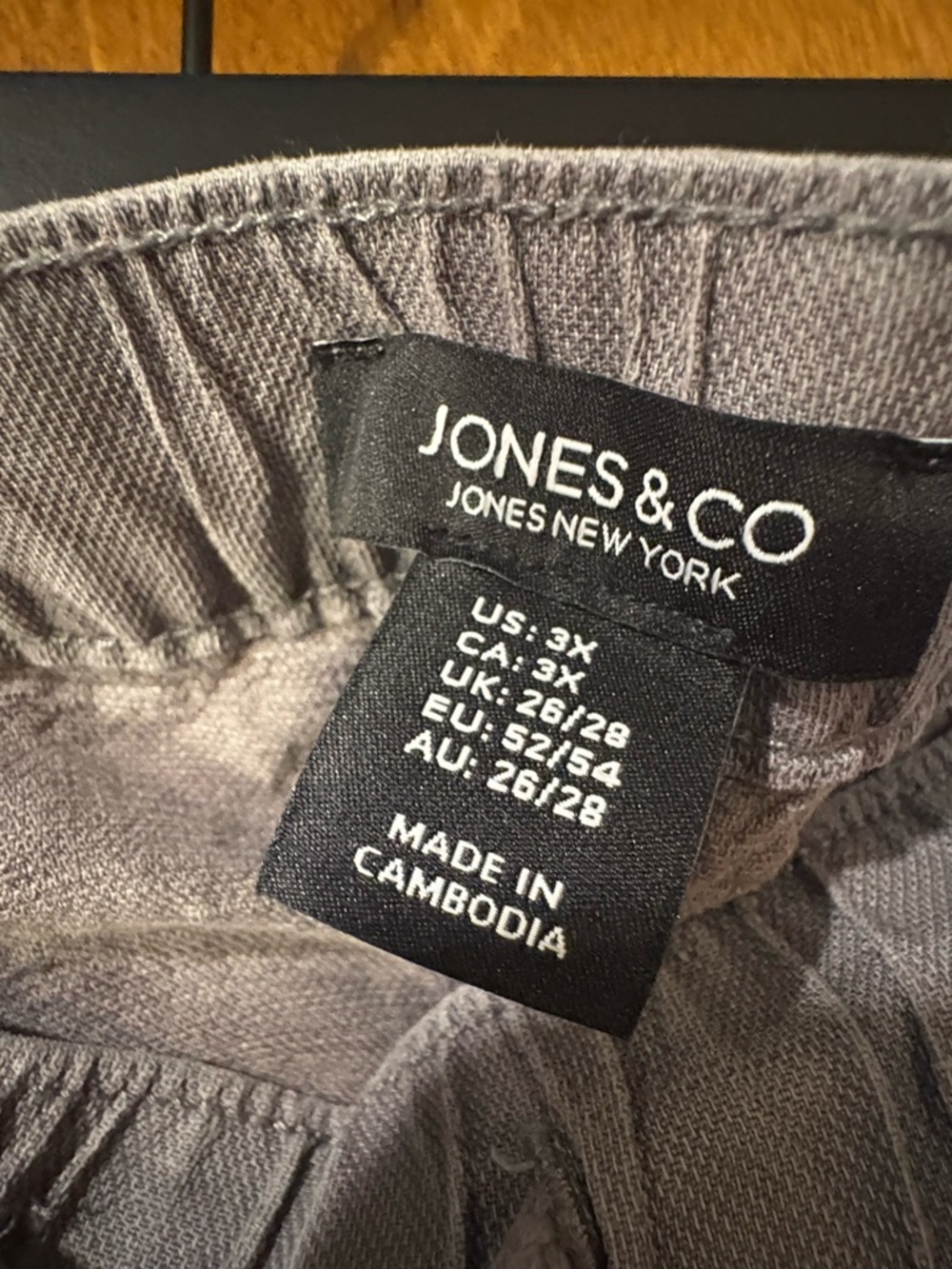 Jones New York Gray Elastic Waist Pull-On Pants - Picture 4 of 4